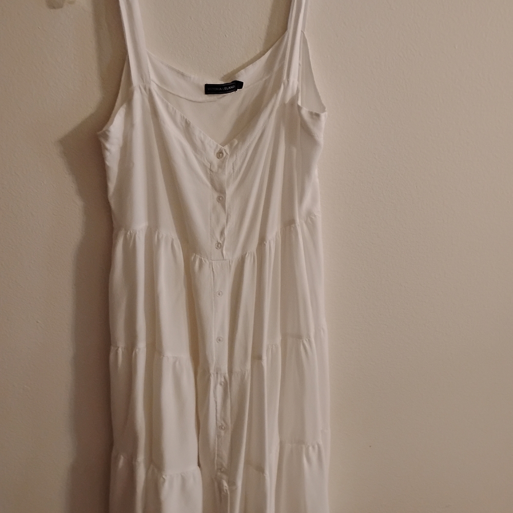 Chic White Button-Down Midi Dress